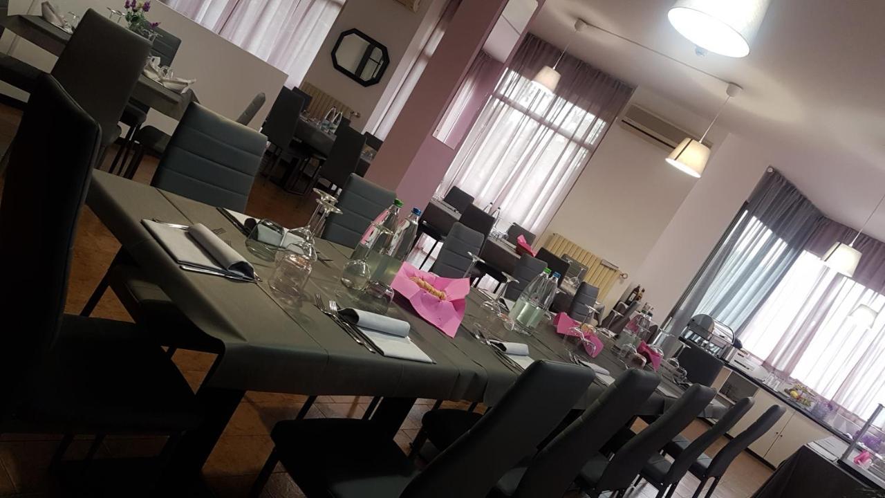 Amica Hotel Salsomaggiore Terme Buitenkant foto