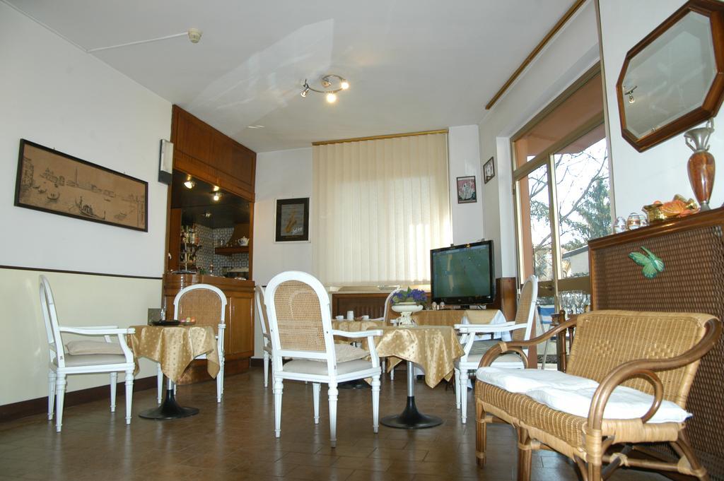 Amica Hotel Salsomaggiore Terme Buitenkant foto